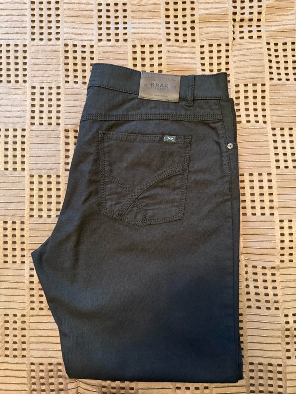 BRAX Men's Brown Stretch Jeans - Modern Fit
